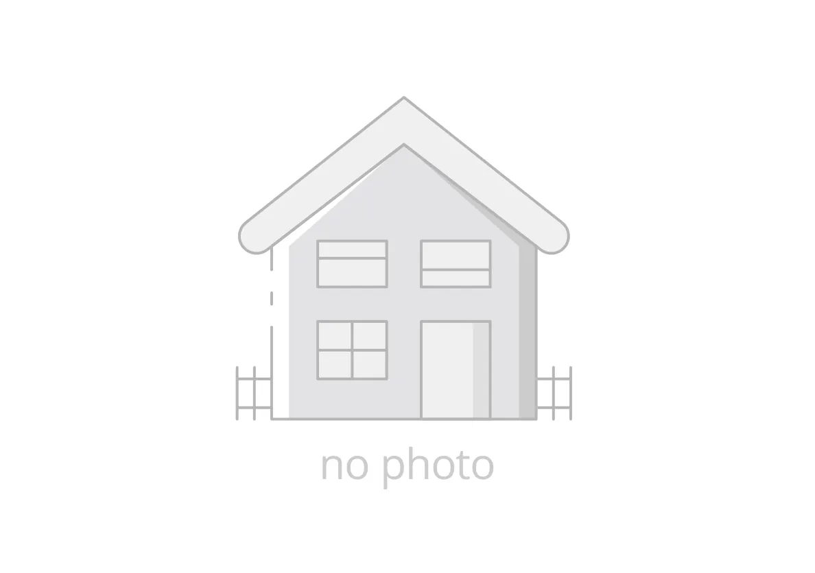 10 Bramdean Crescent